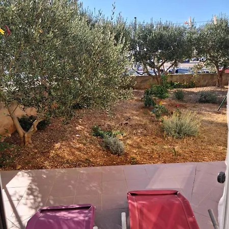 In With Seaview, Balcony, Air Condition, Wifi Apartmán *