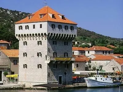 In With Seaview, Balcony, Air Condition, Wifi * Vinišće