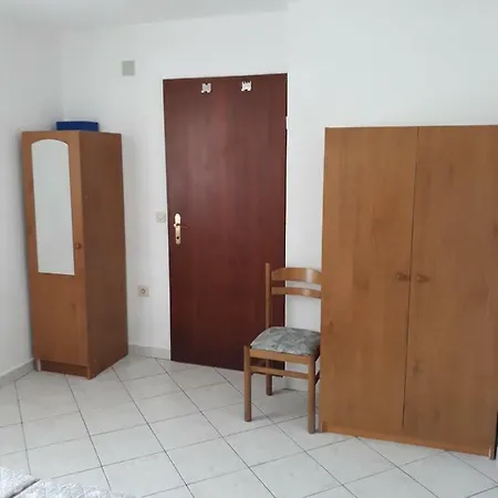Apartmán In With Seaview, Balcony, Air Condition, Wifi Vinišće