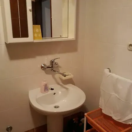 Apartmán In With Seaview, Balcony, Air Condition, Wifi Vinišće